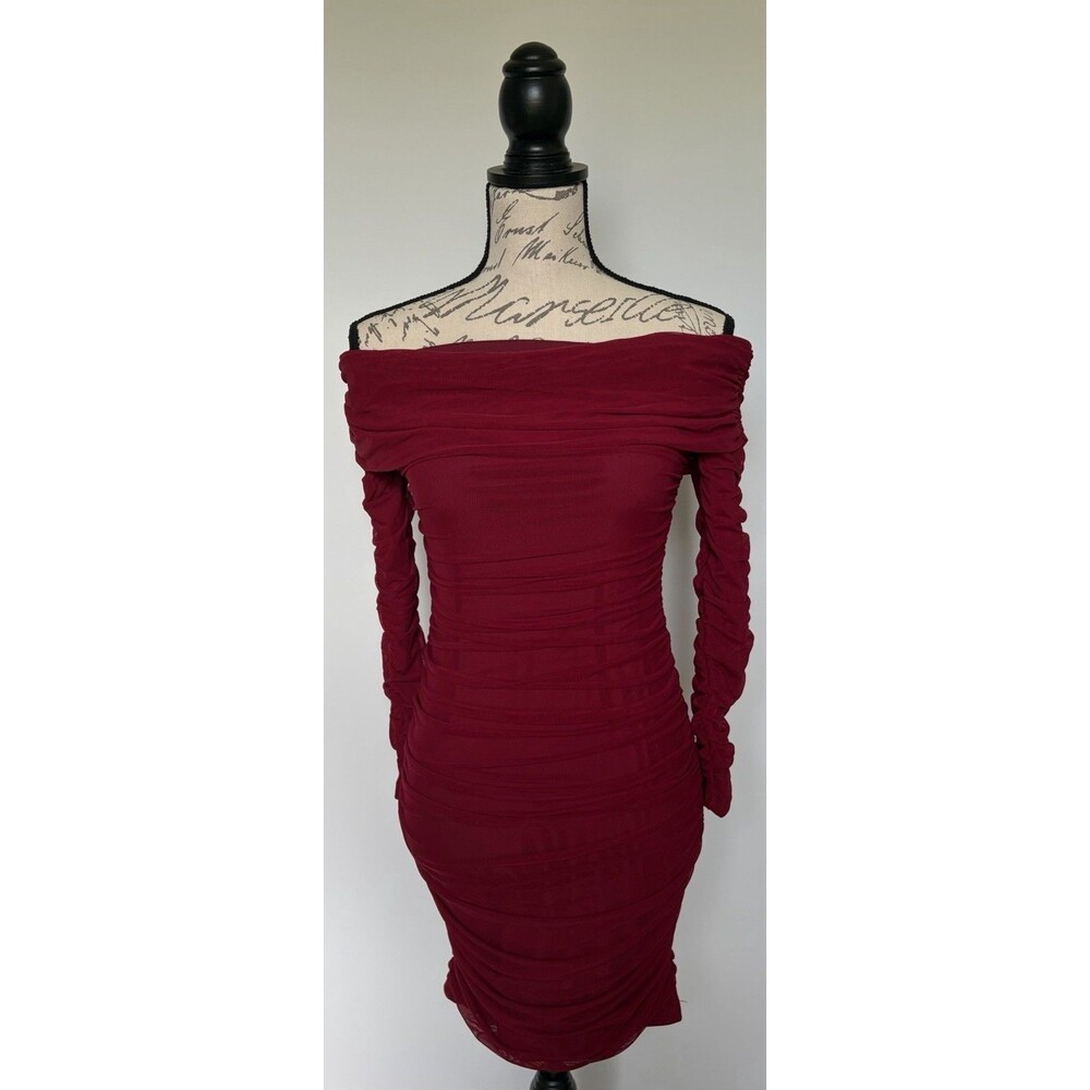 Women’s Cranberry Off the Shoulder Dress Size Medium NWT